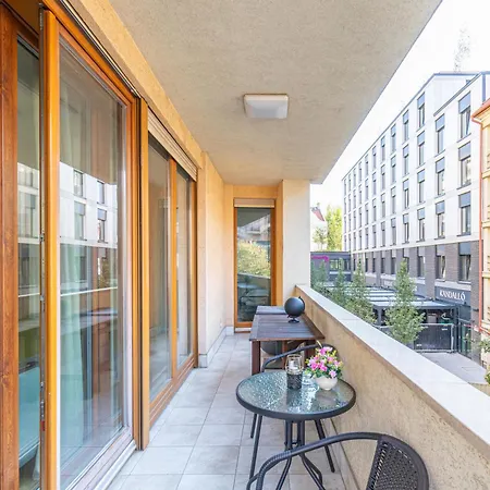 Apartment Centrer With Balcony Budapest